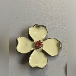 Vintage Cream Flower Brooch